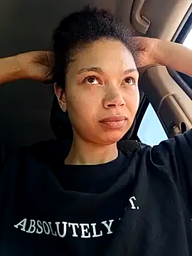 Snapshot of Trashy33 chatting on 16, 5, 2026 Trashy33 online show from 16, 5, 2026