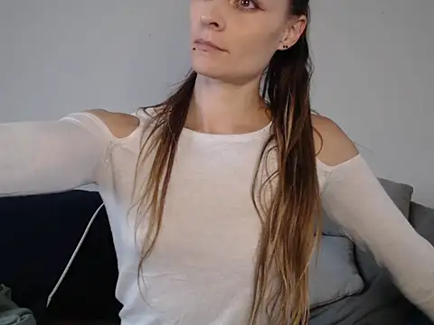 naikah714 online show from 9, 3, 2025