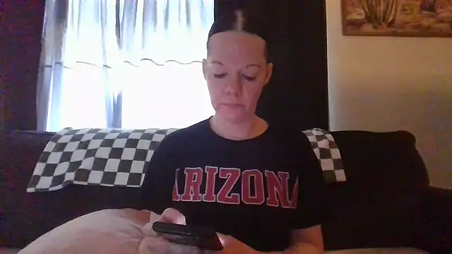 SidneyRaee online show from 24, 1, 2025