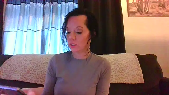 SidneyRaee online show from 30, 1, 2025