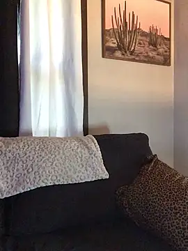 SidneyRaee online show from 16, 9, 2025