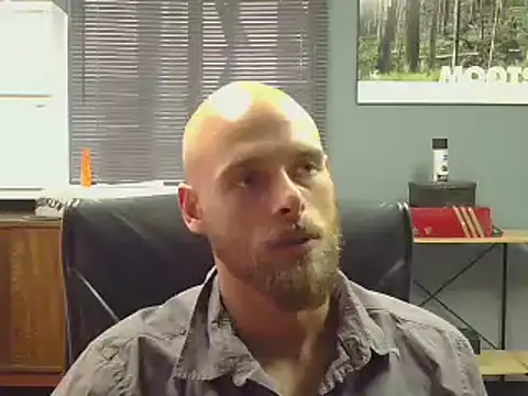 Snapshot of jjameson411 chatting on 3, 3, 2025 jjameson411 online show from 3, 3, 2025