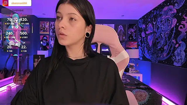 Snapshot of LanaKyutt chatting on 18, 9, 2025 LanaKyutt online show from 18, 9, 2025