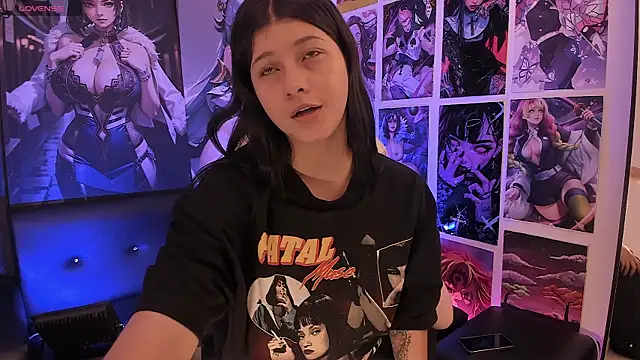 LanaKyutt online show from 18, 12, 2025