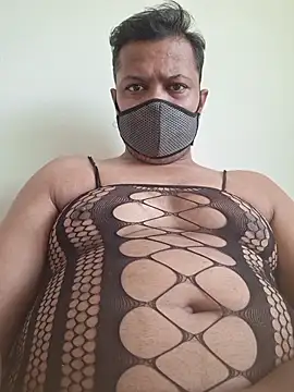 dirtybearr online show from 8, 11, 2025