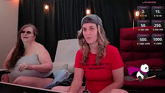 Snapshot of Sexy_Mama-69 chatting on 26, 10, 2025 Sexy Mama-69 online show from 26, 10, 2025