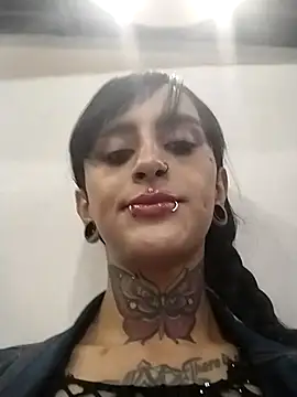 emma onassis 17 online show from 7, 3, 2025