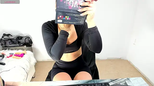 Snapshot of Nata_bernett chatting on 17, 7, 2026 Nata bernett online show from 17, 7, 2026