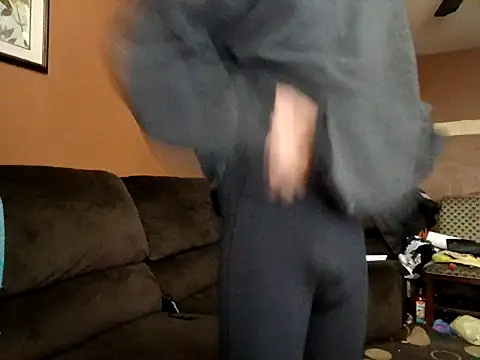 Hugebwc102 online show from 20, 12, 2024