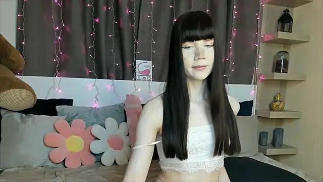 Juicy MilkX online show from 12, 12, 2024