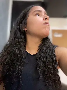 CurlyGirl 1 online show from 28, 12, 2024