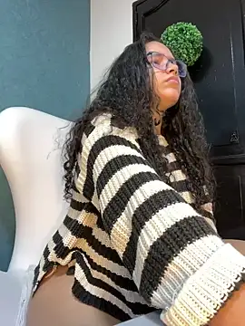 CurlyGirl 1 online show from 18, 2, 2025