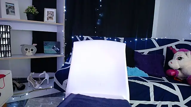 Snapshot of BellaLiz_ chatting on 25, 1, 2025 BellaLiz online show from 25, 1, 2025