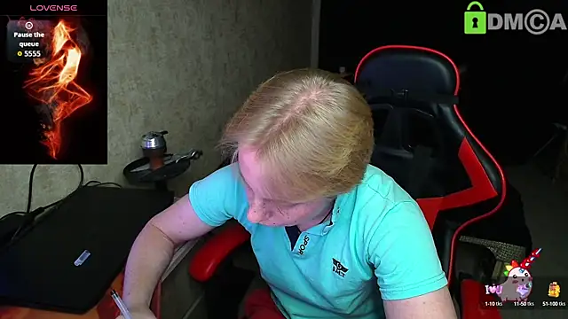 Snapshot of Alexis_Gordon chatting on 11, 10, 2025 Alexis Gordon online show from 11, 10, 2025