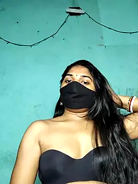 Luv Adite20 online show from 15, 2, 2025