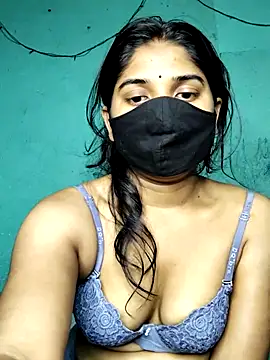 Luv Adite20 online show from 4, 3, 2025