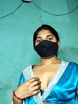 Luv Adite20 online show from 7, 3, 2025