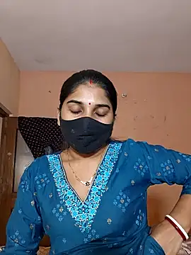 Luv Adite20 online show from 18, 11, 2025