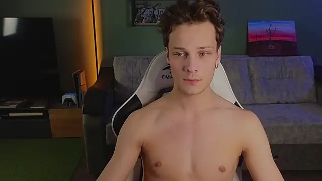 TeddyLiLboy online show from 2, 12, 2025