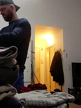 eltoulou online show from 2, 2, 2025