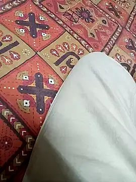 Snapshot of heartbroke13 chatting on 7, 2, 2025 heartbroke13 online show from 7, 2, 2025