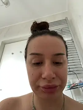 deliaroyal online show from 27, 3, 2026