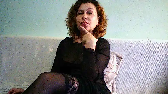 Mat Elenore online show from 16, 11, 2025