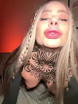 Snapshot of bambixboo chatting on 5, 2, 2025 bambixboo online show from 5, 2, 2025