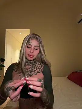 Snapshot of bambixboo chatting on 12, 6, 2026 bambixboo online show from 12, 6, 2026