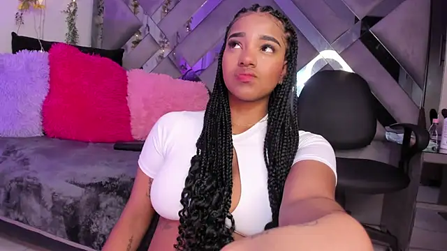 Iris hott1 online show from 22, 12, 2024