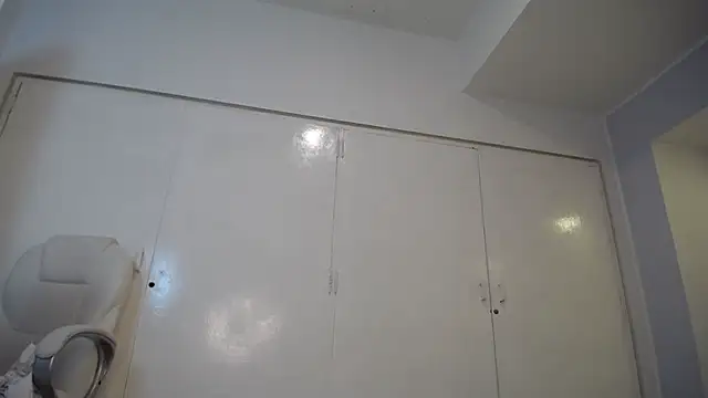 genesis moretz online show from 21, 12, 2024