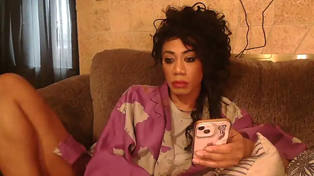 Snapshot of CaramelDipper chatting on 7, 3, 2026 CaramelDipper online show from 7, 3, 2026