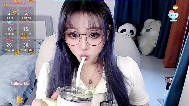 Snapshot of Sweet-18wanwan chatting on 18, 3, 2025 Sweet-18wanwan online show from 18, 3, 2025