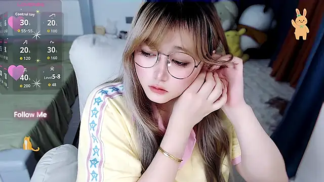 Snapshot of Sweet-18wanwan chatting on 4, 10, 2025 Sweet-18wanwan online show from 4, 10, 2025
