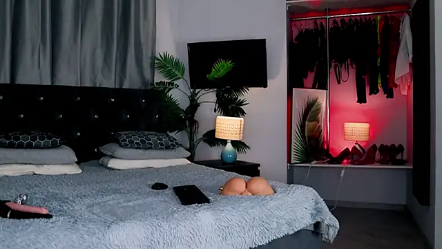 Snapshot of InvitingTina chatting on 20, 3, 2025 InvitingTina online show from 20, 3, 2025