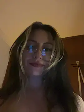 Snapshot of marie2_ chatting on 15, 2, 2025 marie2 online show from 15, 2, 2025