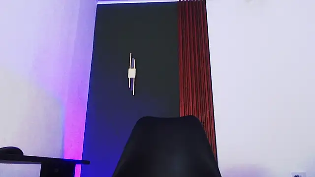 Snapshot of jean_sneider chatting on 3, 2, 2026 jean sneider online show from 3, 2, 2026