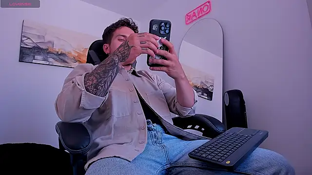 Snapshot of LucianSinclair chatting on 18, 1, 2025 LucianSinclair online show from 18, 1, 2025