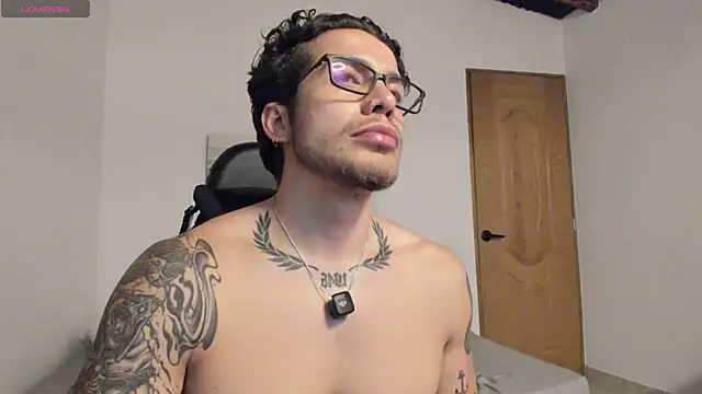 Snapshot of LucianSinclair chatting on 22, 5, 2026 LucianSinclair online show from 22, 5, 2026