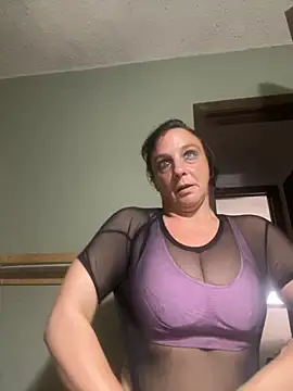 Everlyrose27 online show from 8, 10, 2025