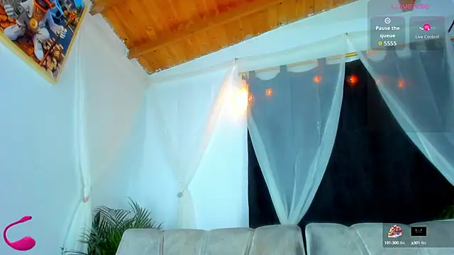 esteveen ortegas  online show from 13, 10, 2025