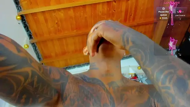 esteveen ortegas  online show from 1, 2, 2026