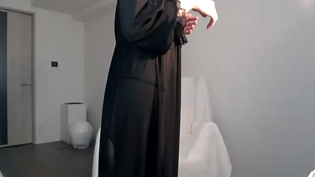 Lily 0000 online show from 18, 1, 2025