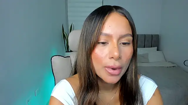 Snapshot of AndreaMartini chatting on 21, 2, 2025 AndreaMartini online show from 21, 2, 2025
