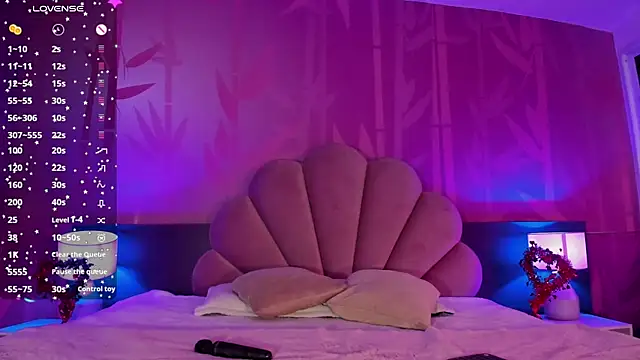 Lezy  online show from 17, 2, 2025