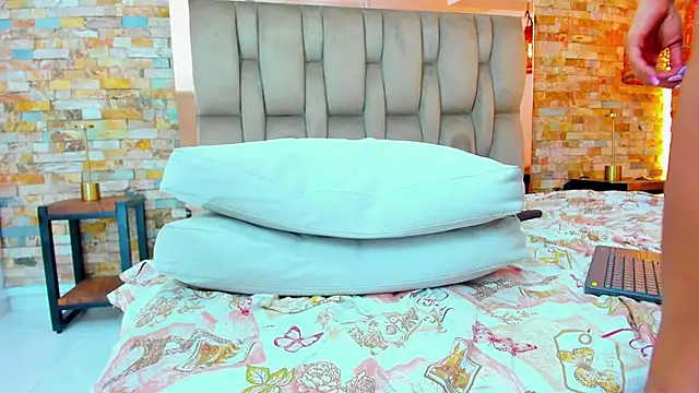 karla dunn online show from 24, 2, 2025