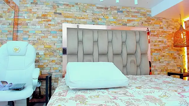 karla dunn online show from 4, 3, 2025