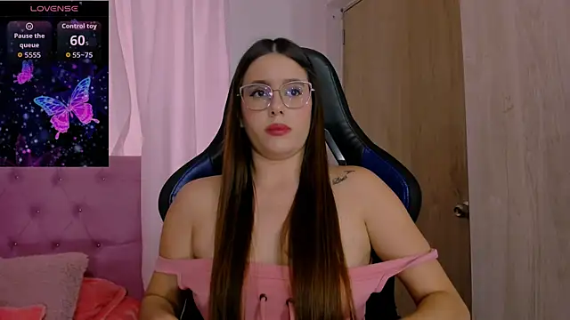 ParisShayk online show from 5, 2, 2026