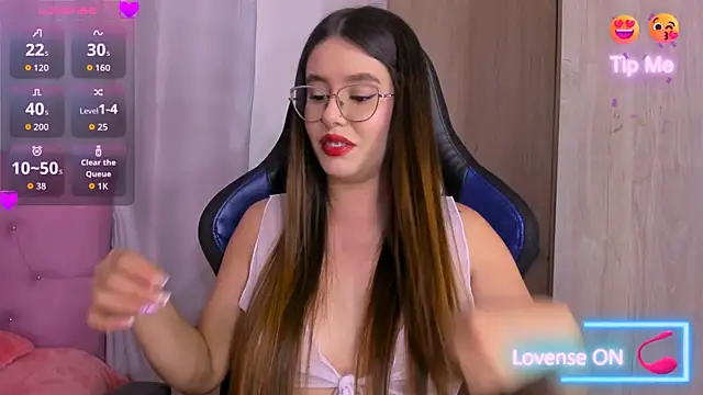 Snapshot of ParisShayk chatting on 20, 5, 2026 ParisShayk online show from 20, 5, 2026