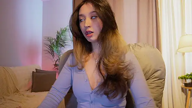 Sarasuo1 online show from 12, 4, 2026